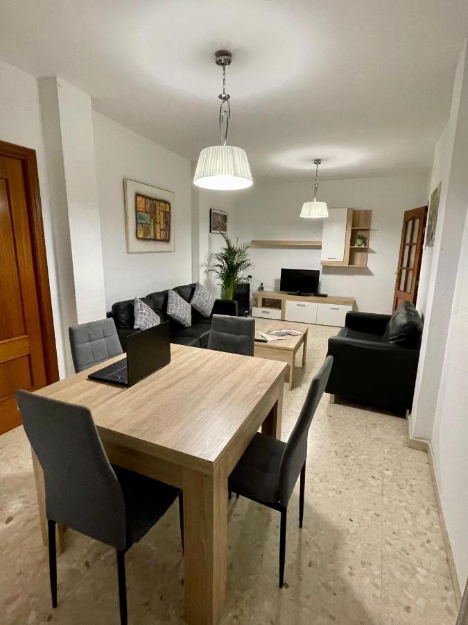Habitación En El Centro De 1 *
